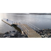 Spesialrampe i galvanisert stål med tredekke